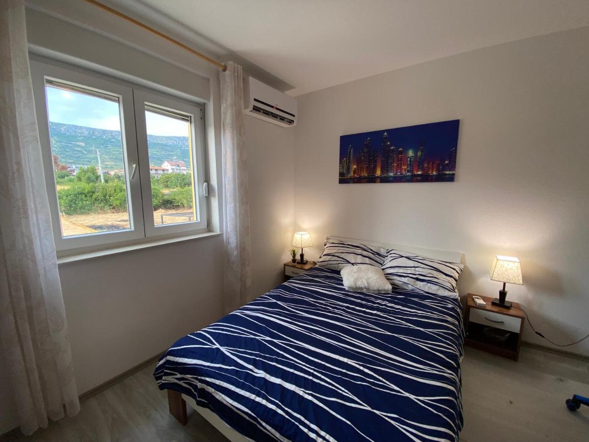 Spacious Close To The Sea In Split Area Apartment *