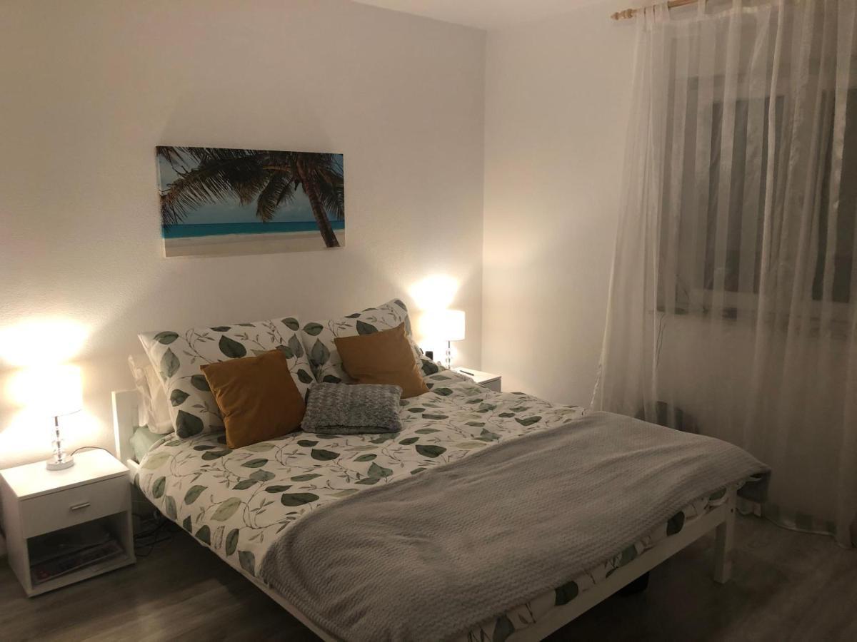 Spacious Close To The Sea In Split Area Apartment *