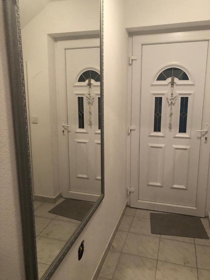 Spacious Close To The Sea In Split Area